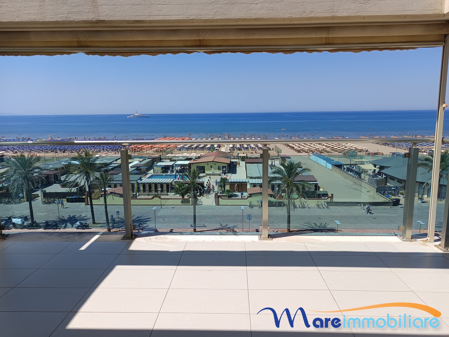 Attico fronte mare