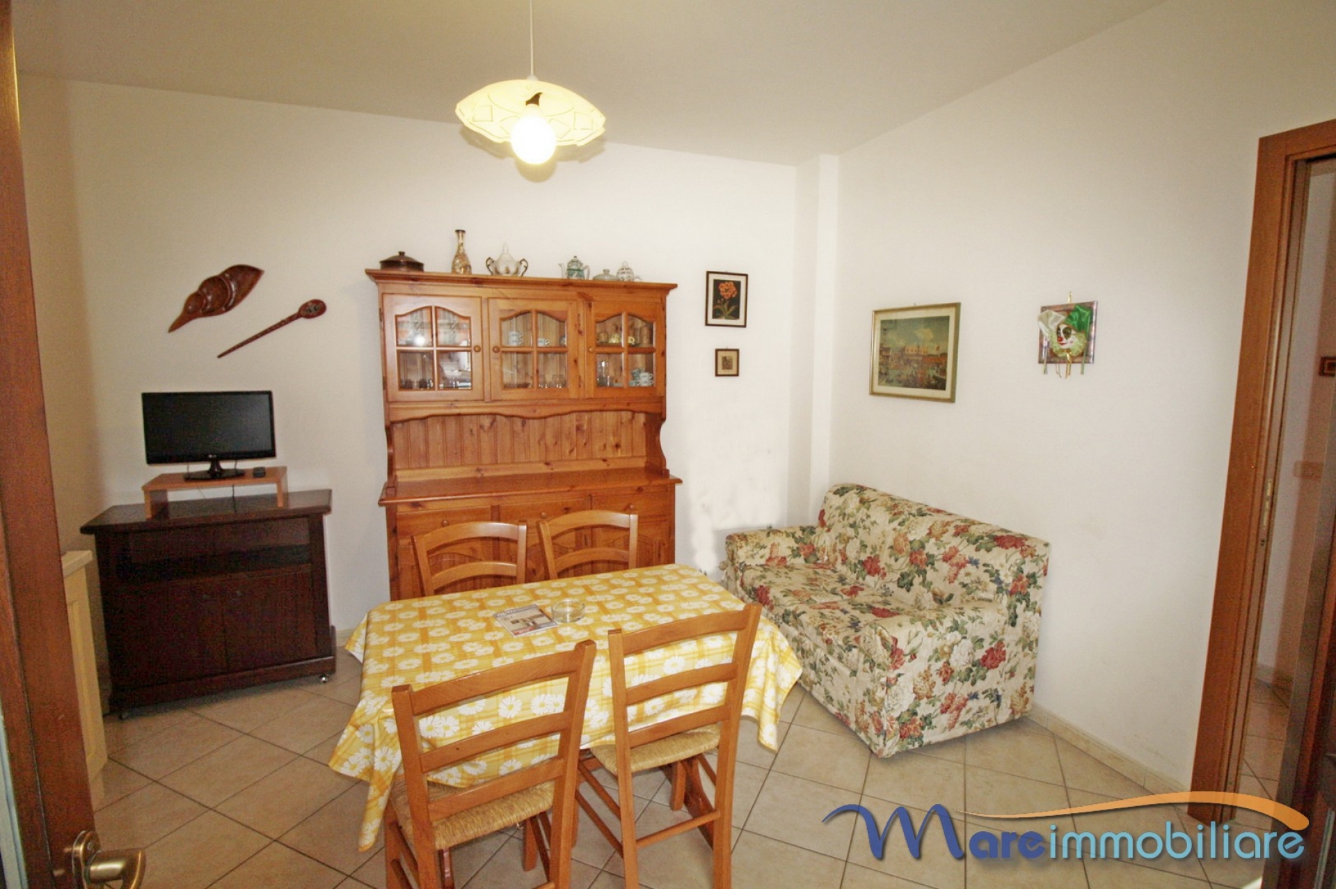 trilocale con due camere zona centrale