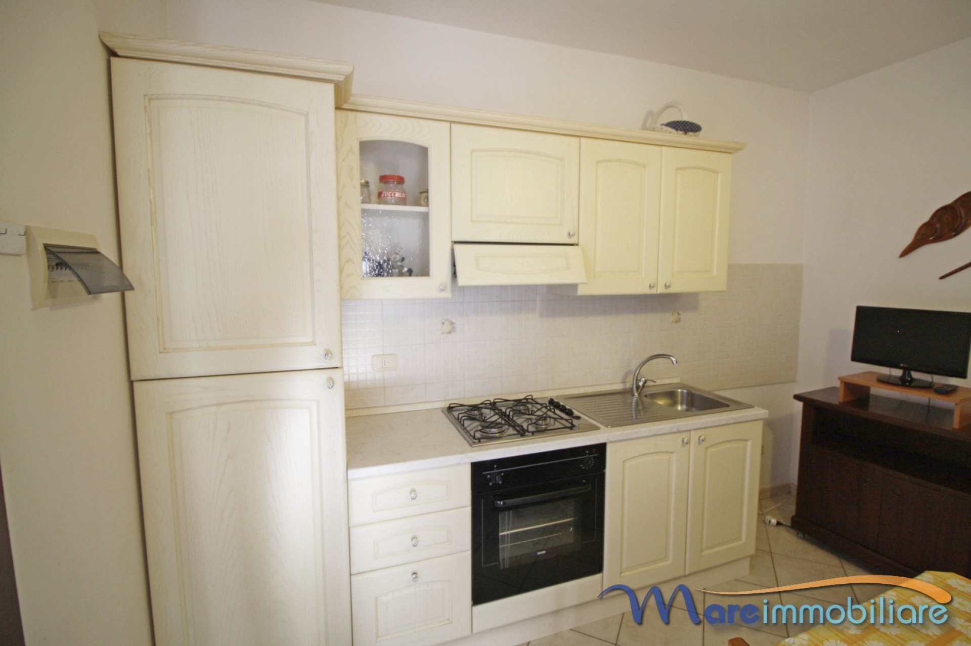 trilocale con due camere zona centrale