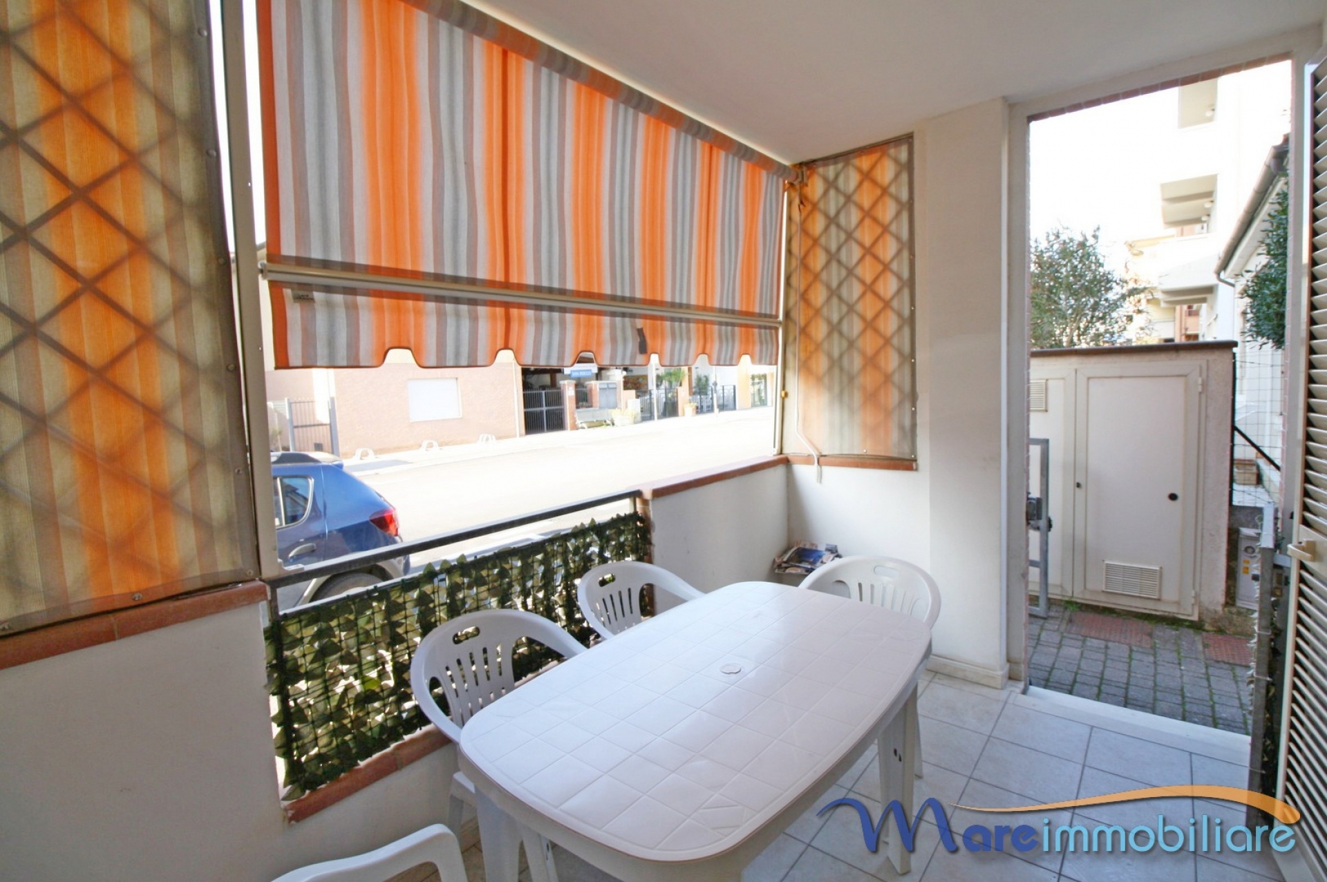 trilocale con due camere zona centrale