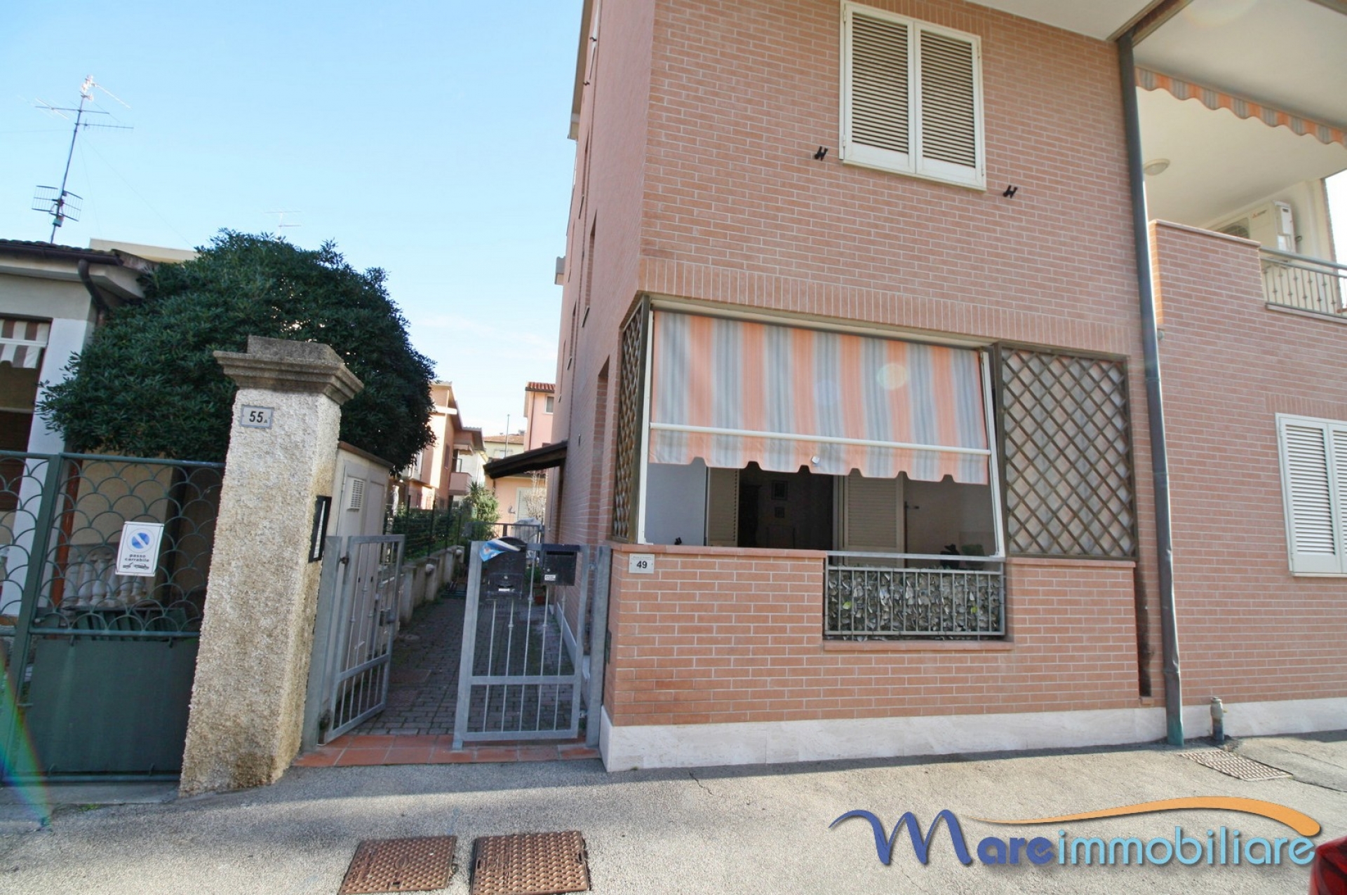 trilocale con due camere zona centrale