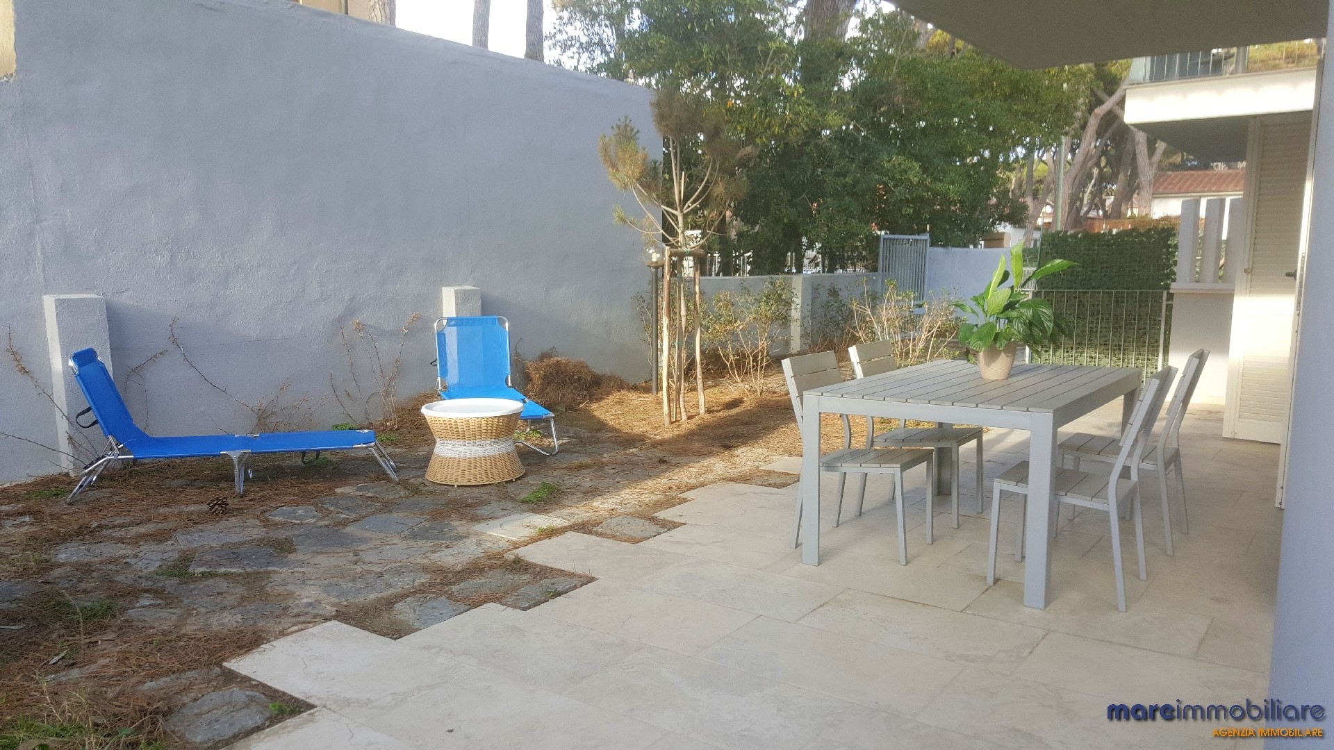 Nuova Villetta con giardino e posto auto