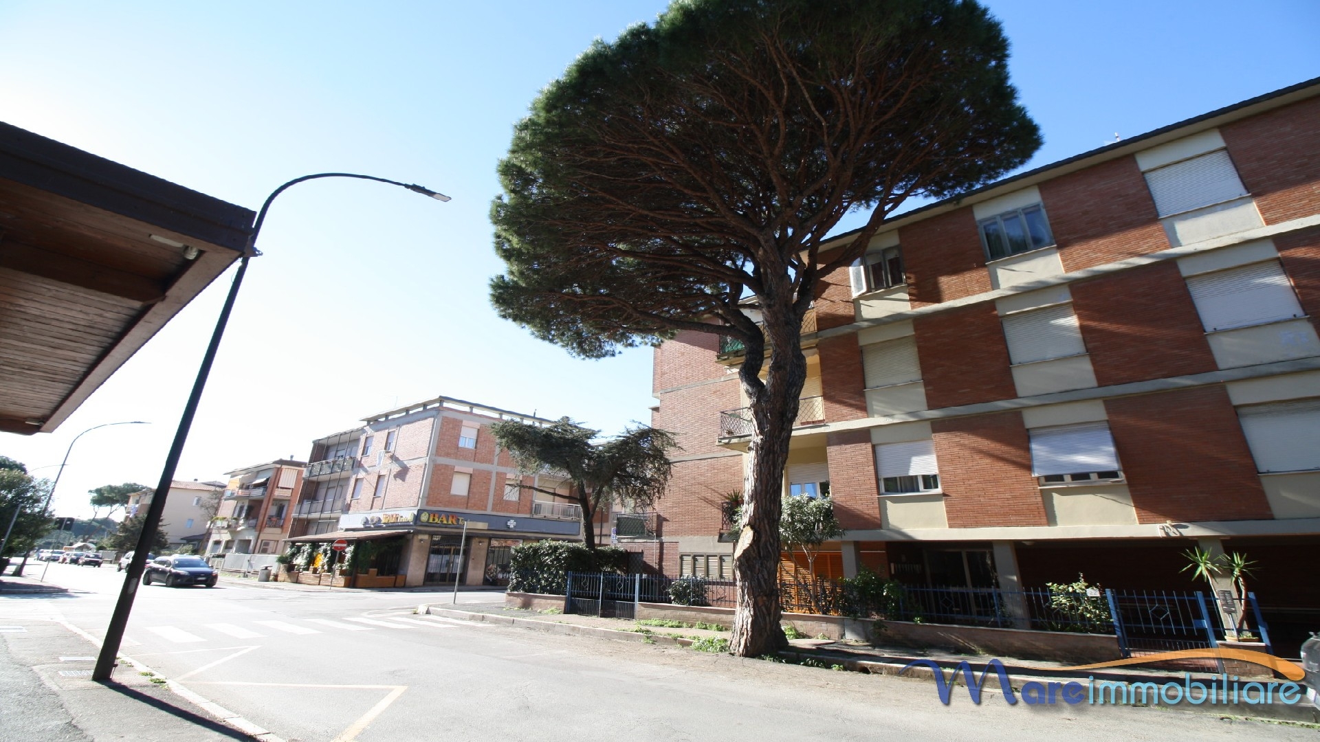 Ampio trilocale zona semi centrale