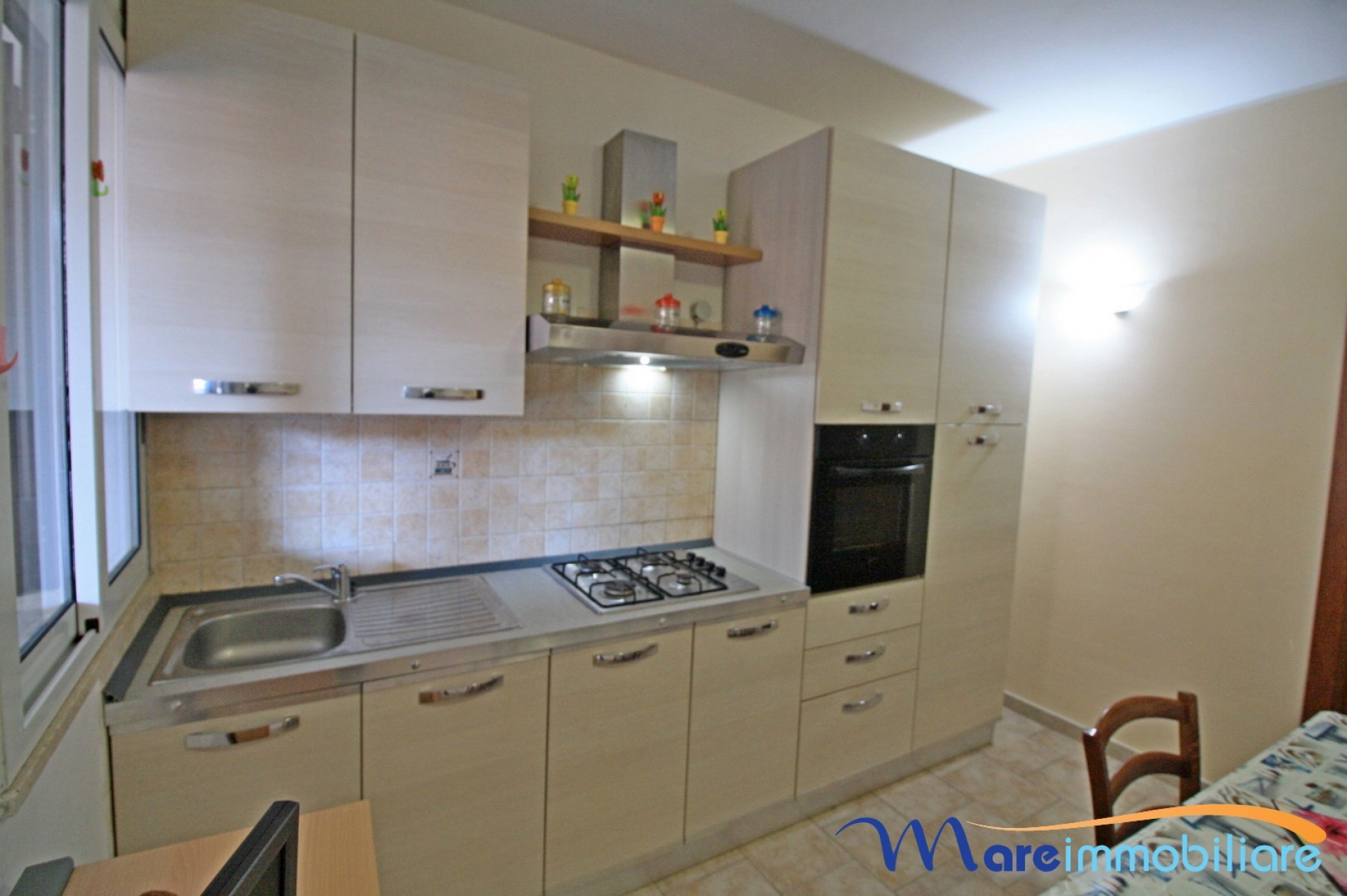 Trilocale zona centrale doppia veranda
