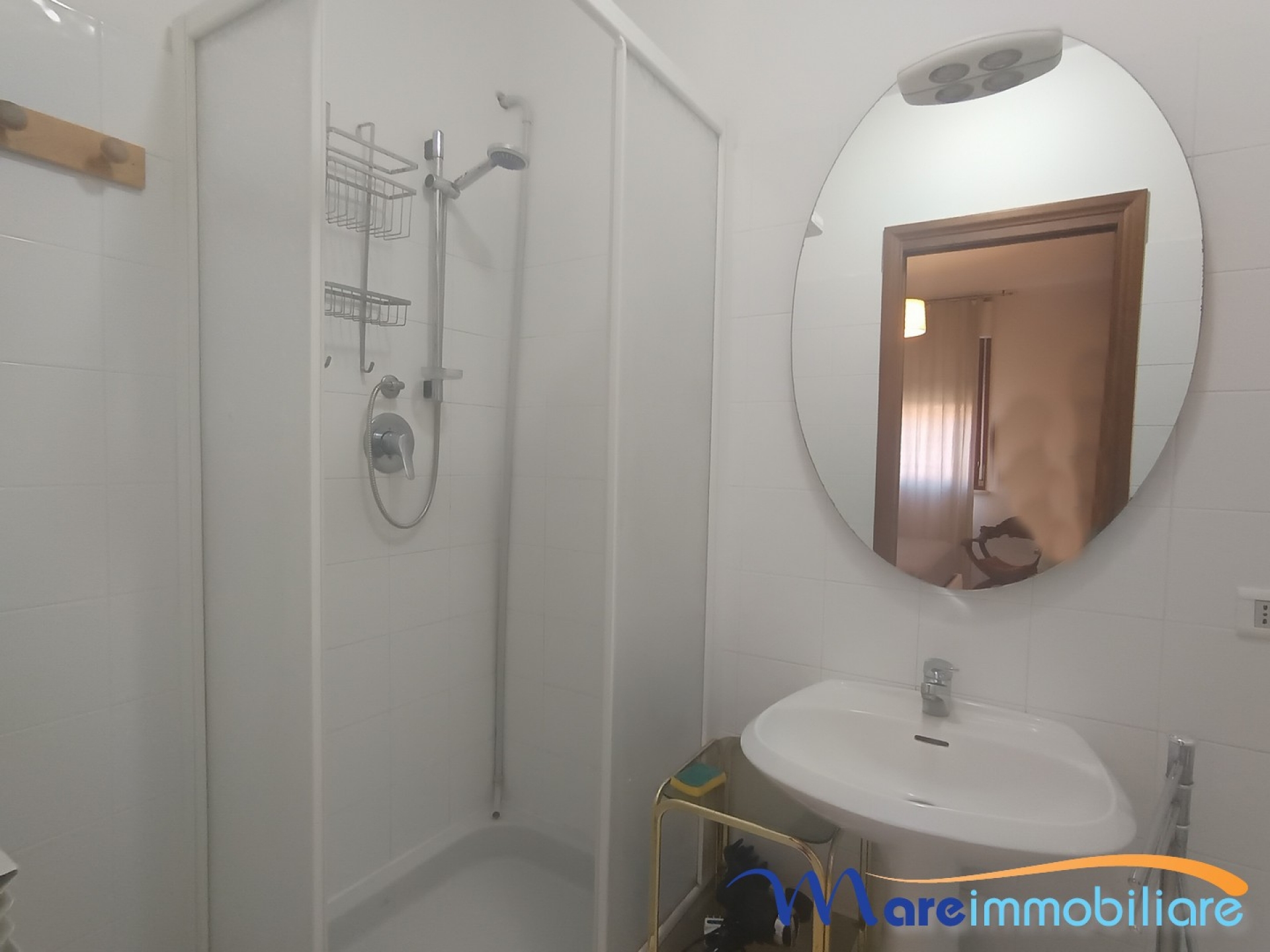 Ampio trilocale doppi servizi zona  Sud
