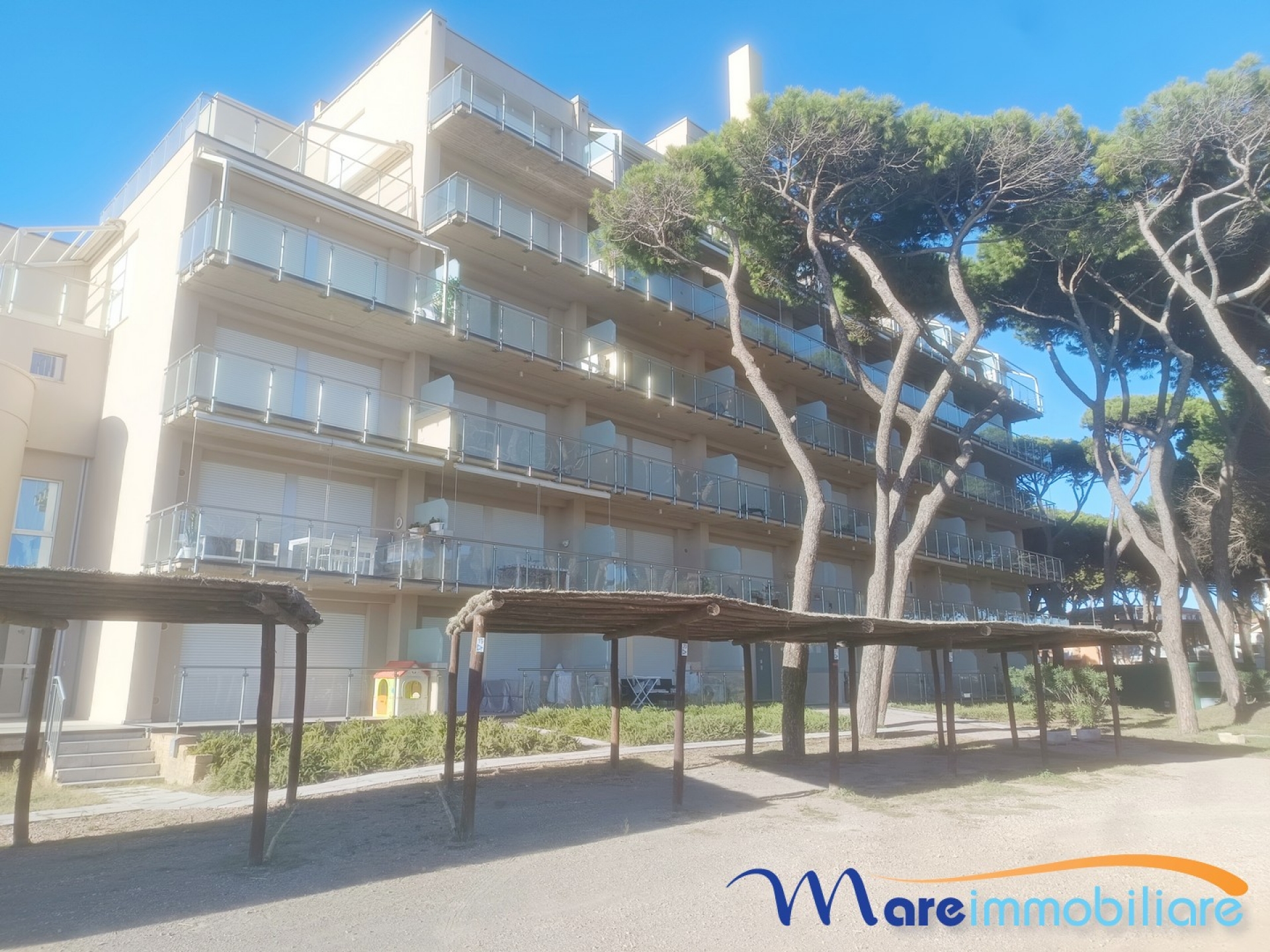 Splendido appartamento vista mare con posto auto