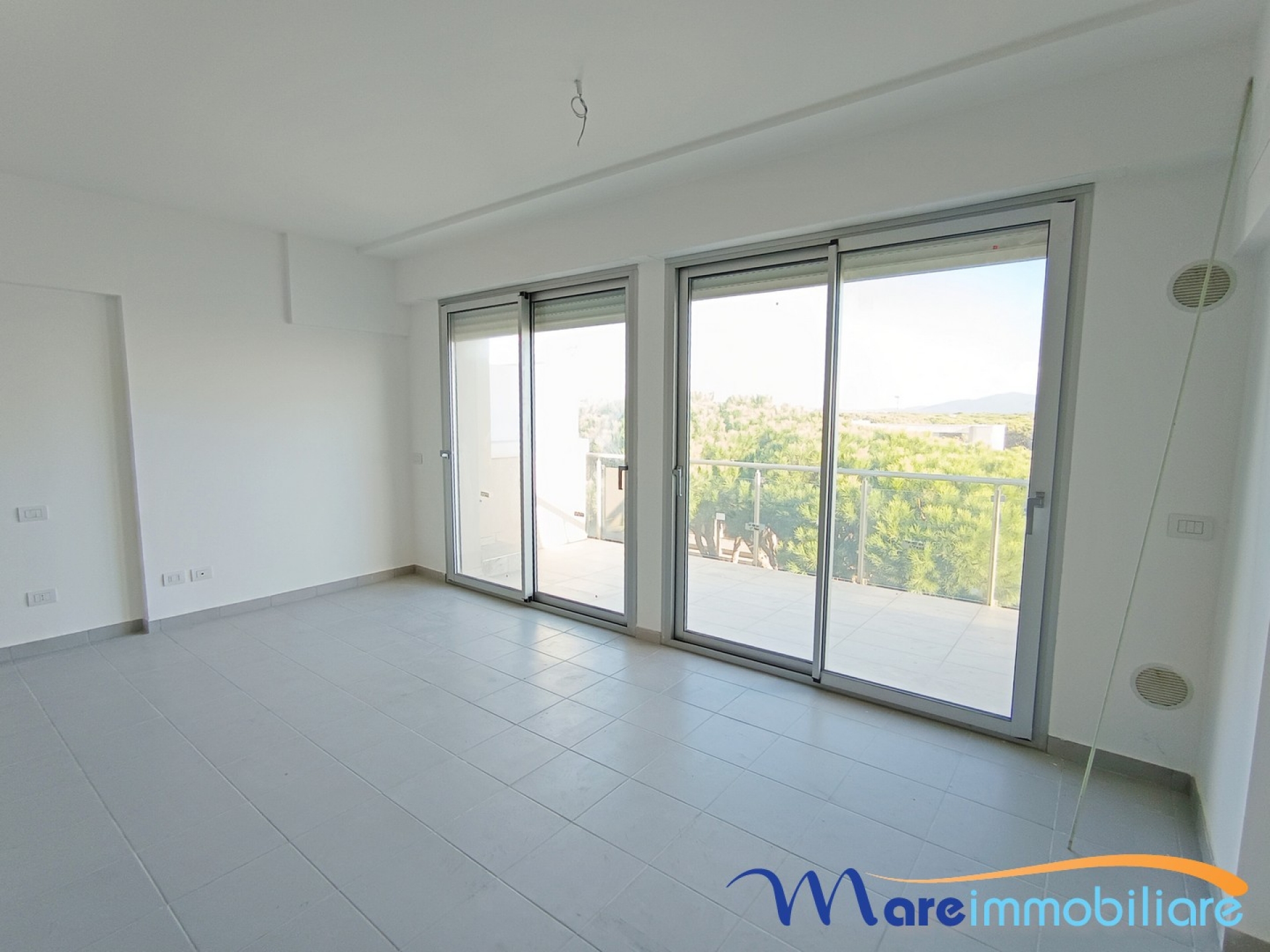 Splendido appartamento vista mare con posto auto