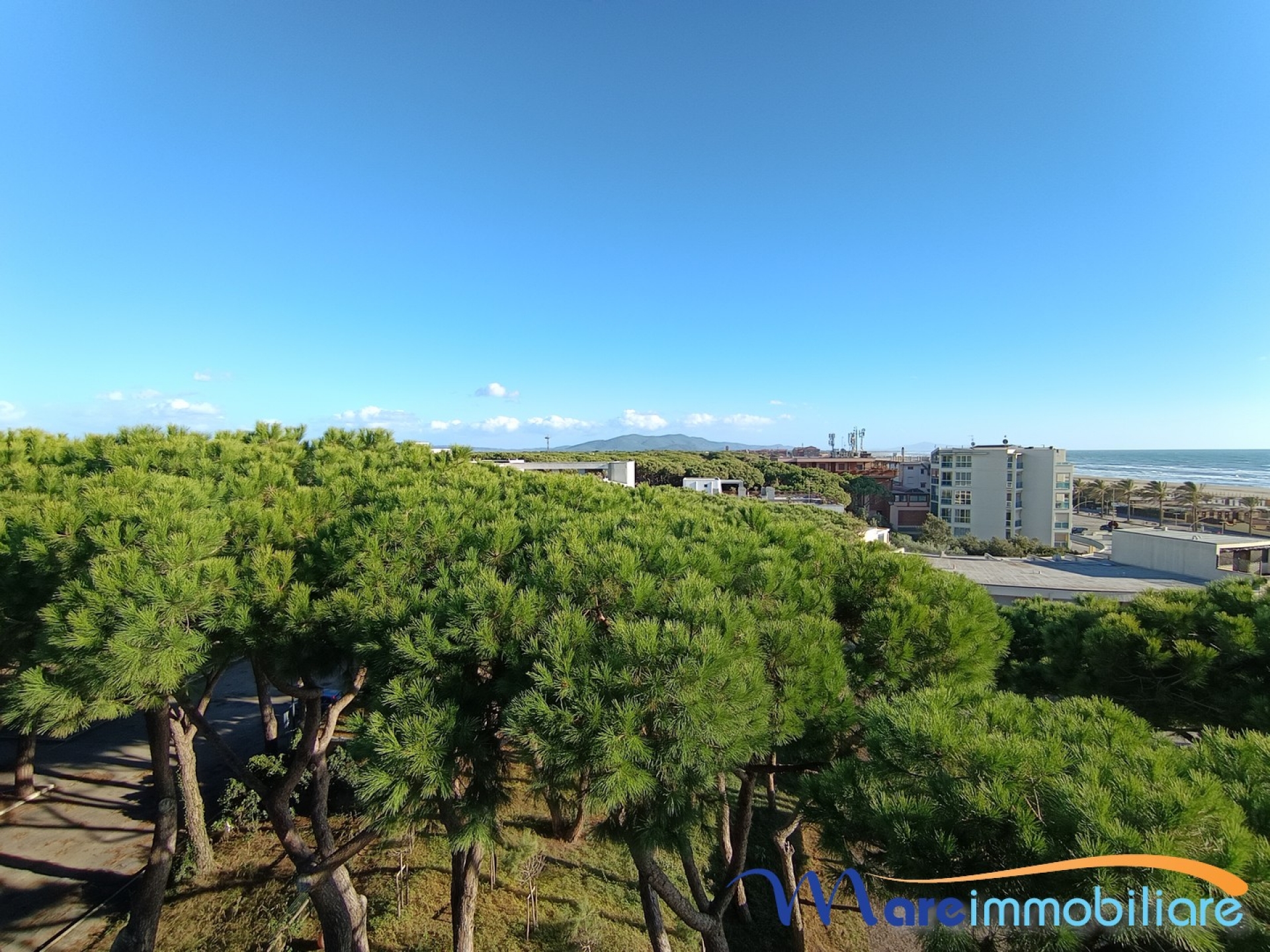 Splendido appartamento vista mare con posto auto