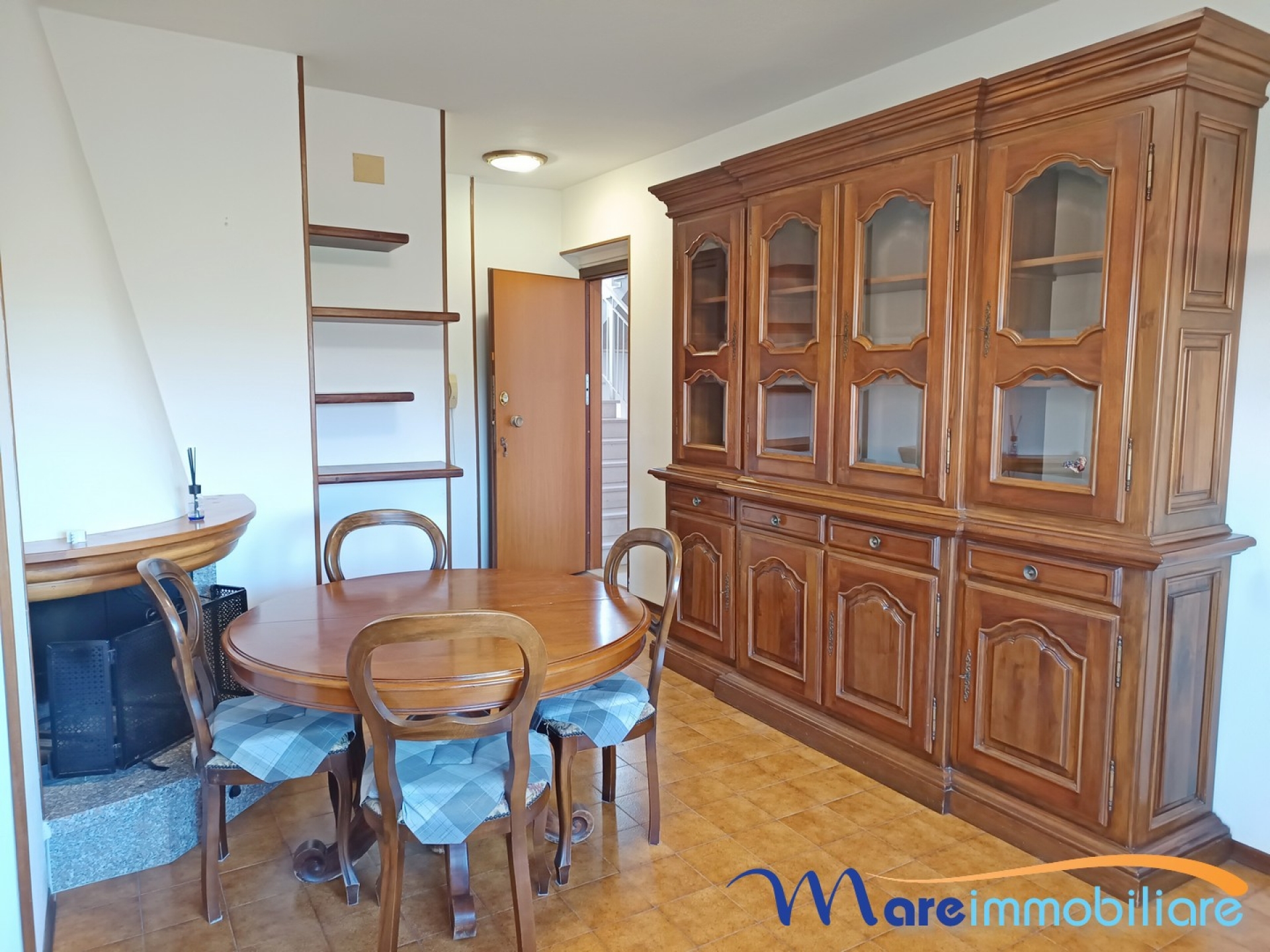 Zona sud 5 vani con garage